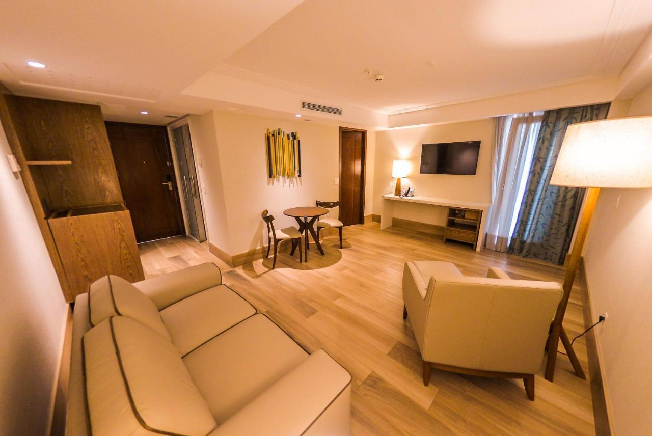 Vogal Luxury Beach Hotel & Spa Natal Exterior foto Suite at the hotel