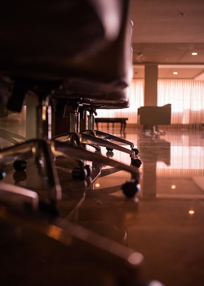 Vogal Luxury Beach Hotel & Spa Natal Exterior foto A coffee machine